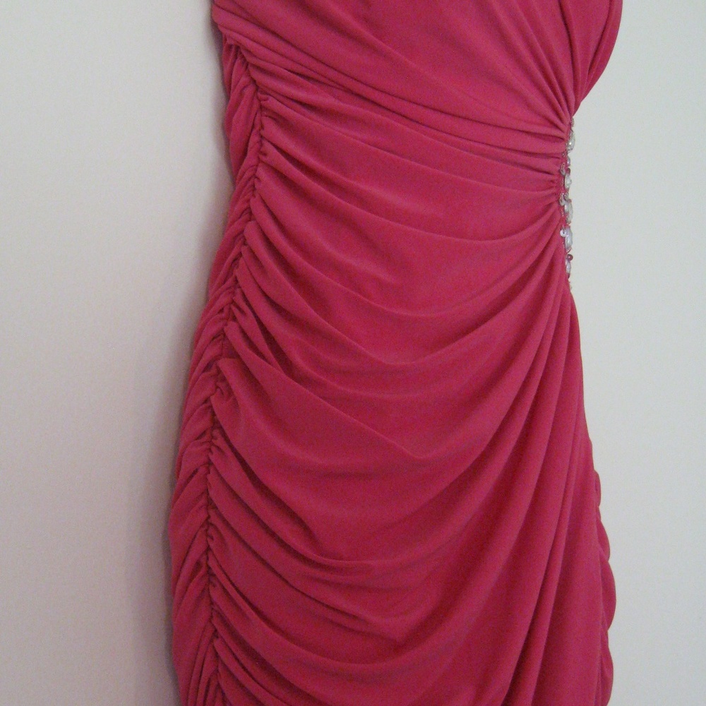 GORGEOUS PINK PROM  DRESS *LIKE NEW* - Picture 5 of 7